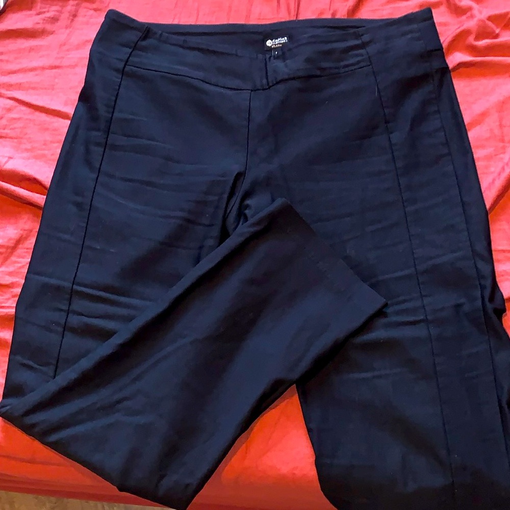 Haggar size 14 dress pants.